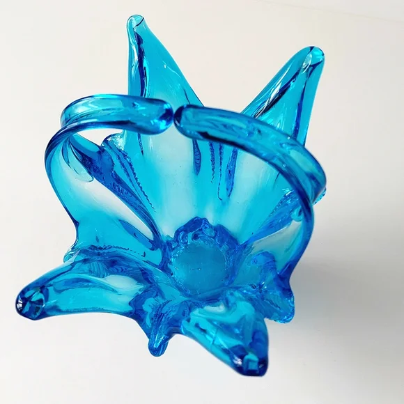 Chalet Glass Blue Freeform Collectible 7.5-inch | MCM Hand Blown Art Glass - Picture 4 of 13